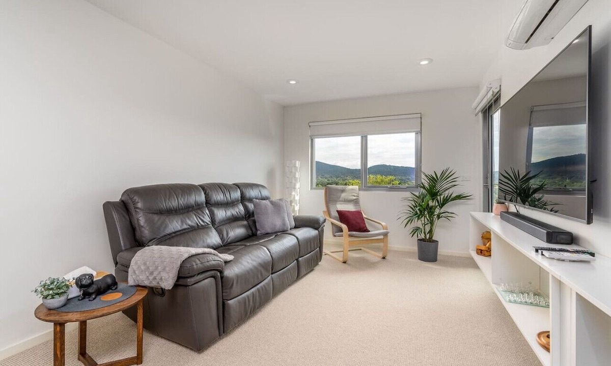 Braddon Apartment | Impeccable Apt in the Heart of Canberra