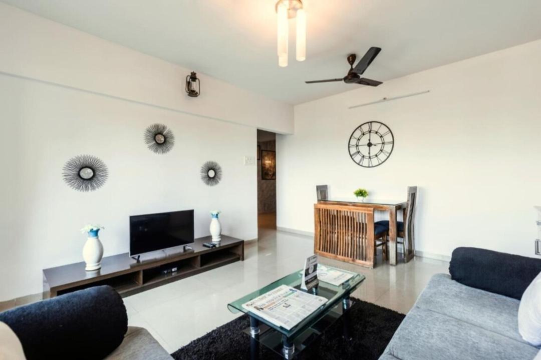 Kandivali East Apartment | Bollywood Suite 3BHK apartment Near Growell's Mall