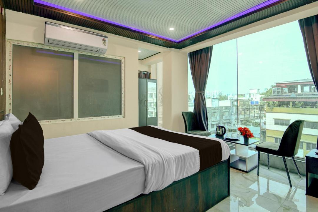 Madhyamgram Hotel | Townhouse Madhyamgram Chowmatha Bus Terminal Kolkata Formerly Star Guest House