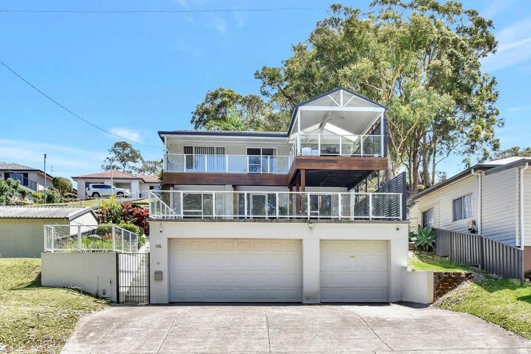 Wangi Wangi House | Upper Deck On Dobell