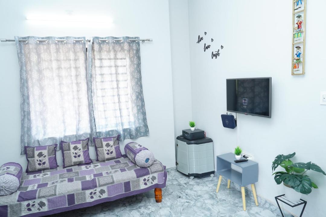 Adyar Apartment | Sukruthi service apartment 1bhk