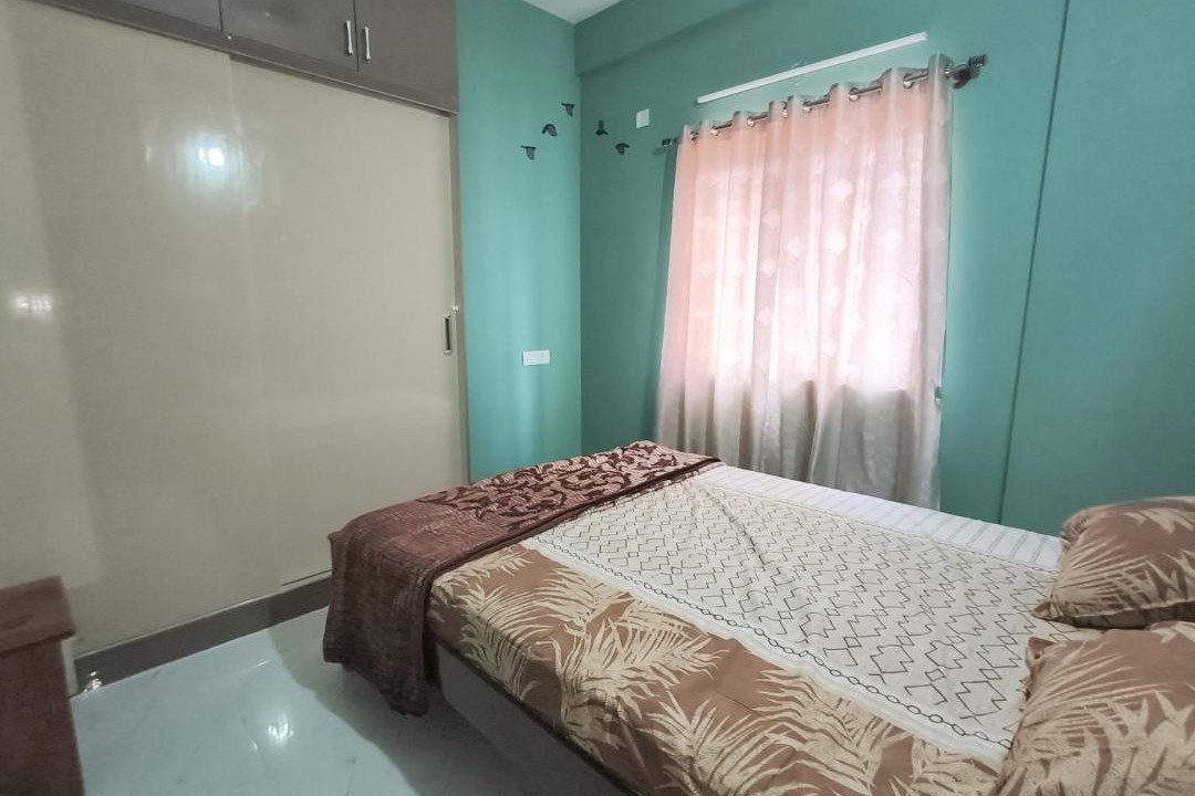 Narasapura Apartment | Modern New Build 3BHK near Airport & Nature Trails