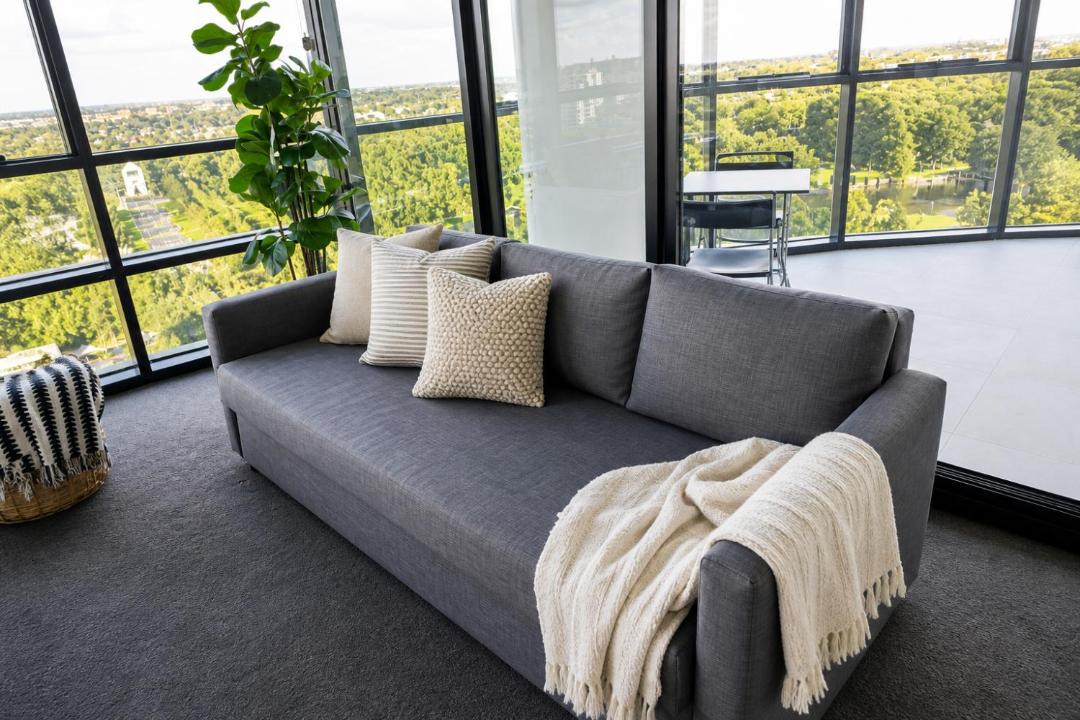 Sydney Olympic Park Apartment | Sydney Olympic Stadium Walkable Apartment - 3 Bedrooms Free Parking No Parties
