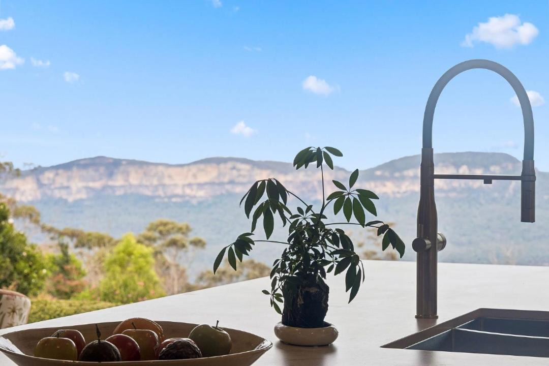 Leura House | Honeysett