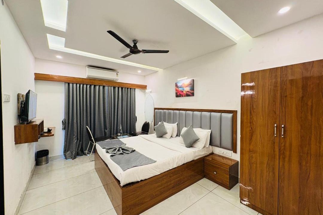 Rao Colony Hotel | Rajdhani Resort Lonavala