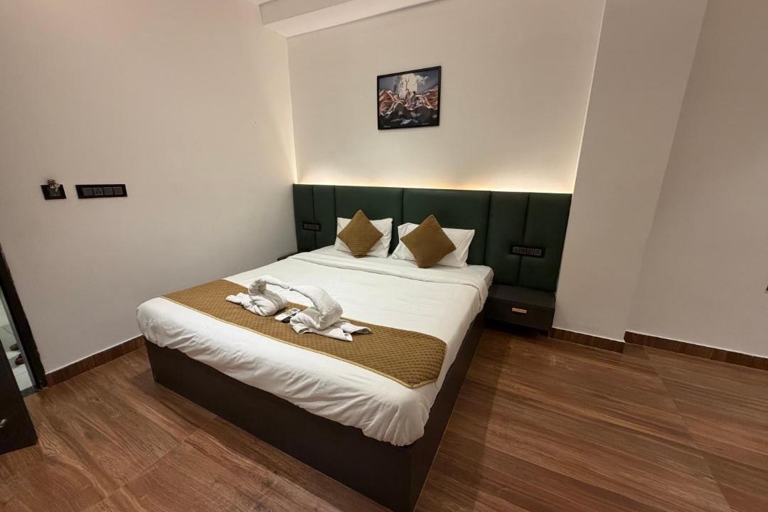 HBR Layout Hotel | Hotel Kingdom Suites Near Elements Mall, Manyata Tech