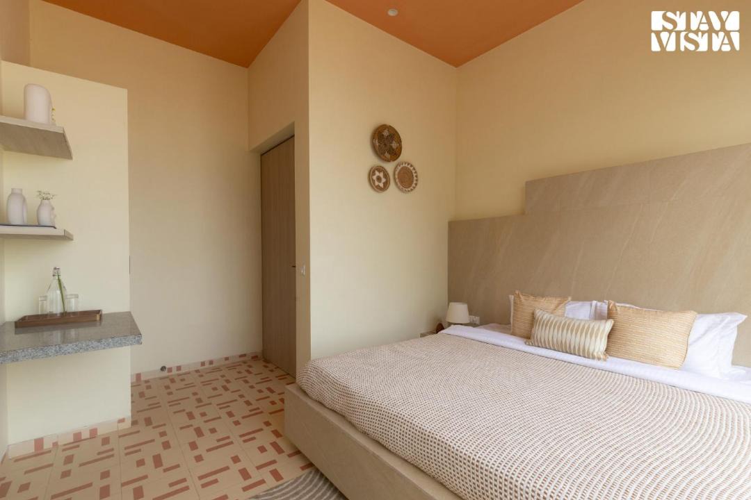 Igatpuri Villa | StayVista at Montara View with Infinity Pool, Dam-Mountain View