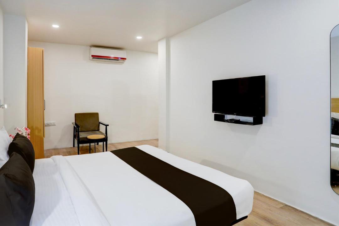 Nagpur Hotel | Super Townhouse Kalmana