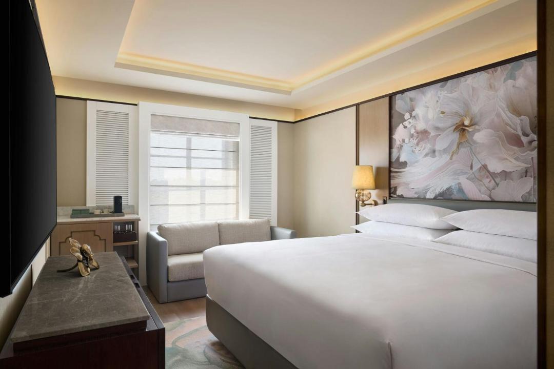 Arpora Hotel | Renaissance Goa Hotel