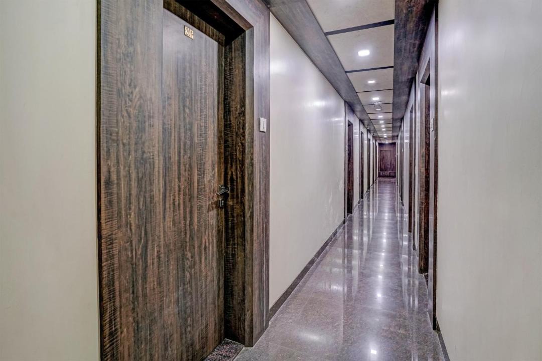 Mira Road East Hotel | Hotel O Lotus Residency Near Anand Nagar Metro Station