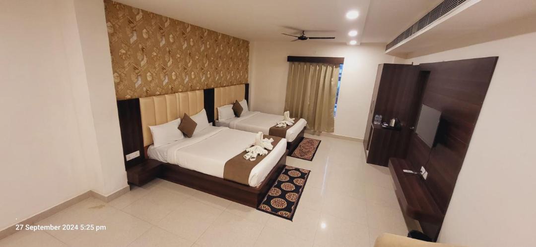 Faizabad Hotel | Neelkanth Hotel