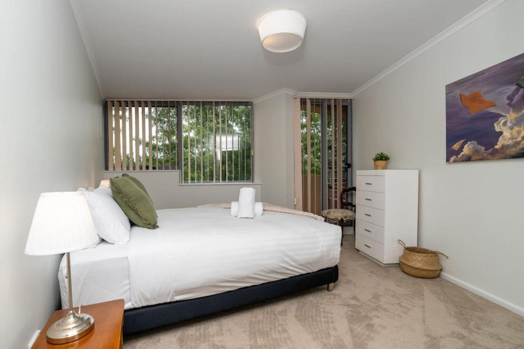 Griffith Apartment | Vibrant 2BR Apt 3 mins to Manuka Terrace - Hosted by CanStay