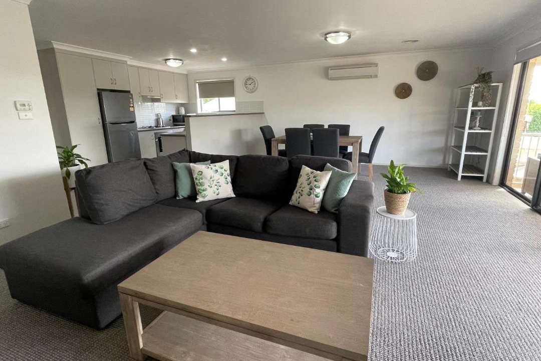 Yass Apartment | Yass Valley Stays - Convenient & Comfortable
