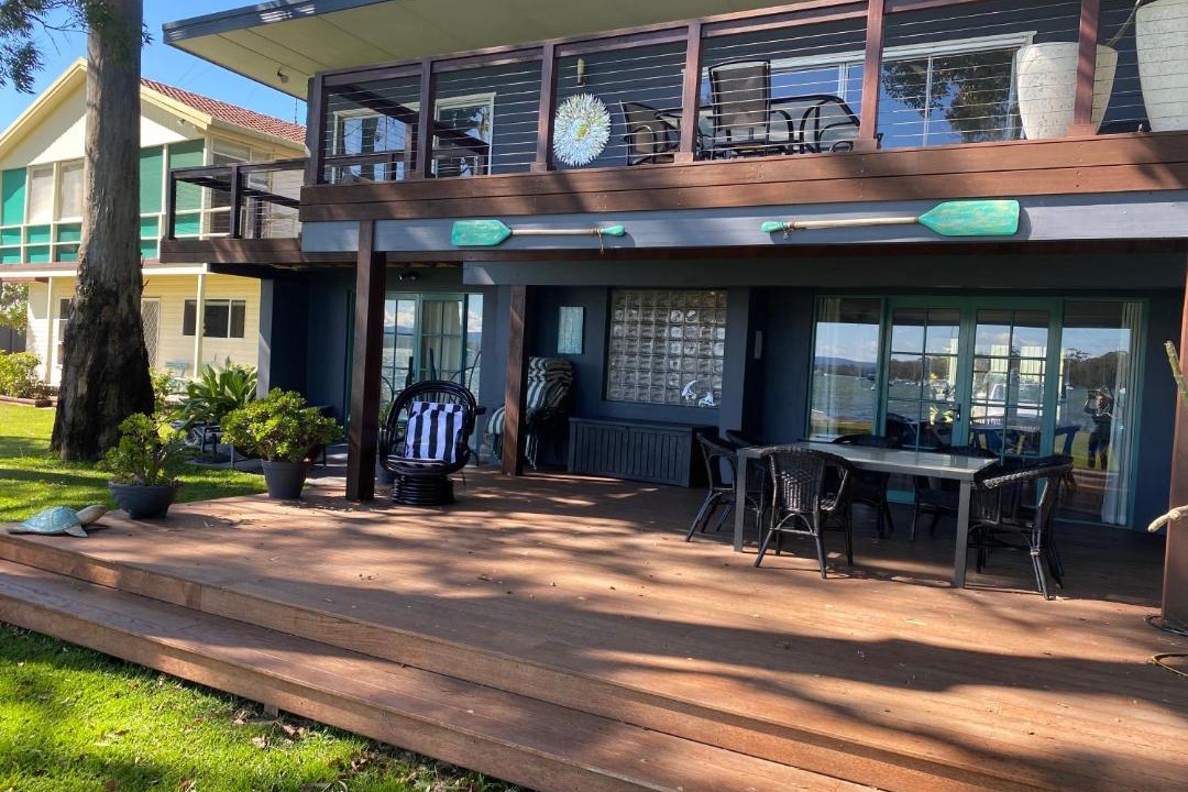 Summerland Point House | Starfish Cottage