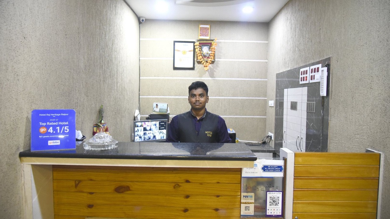Photo of Human In Picture in Raipur