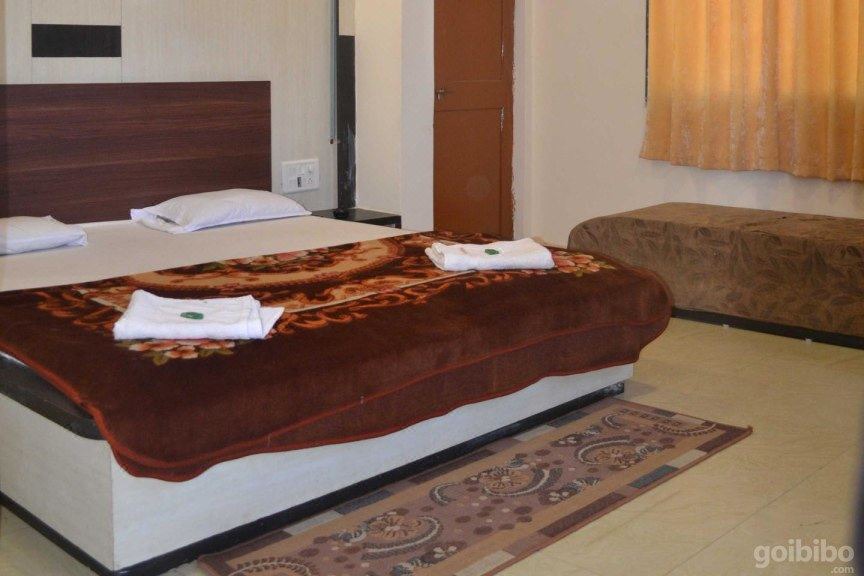 Photo of Bedroom in Pachmarhi
