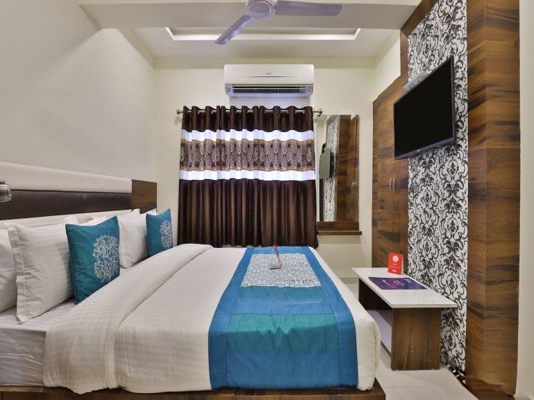 Photo of Bedroom in Navrangpura