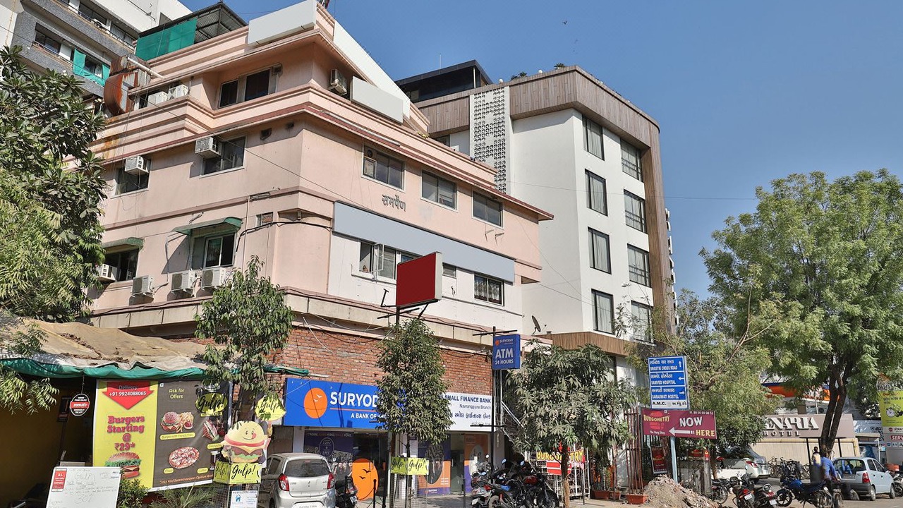 Photo of Buildings in Navrangpura