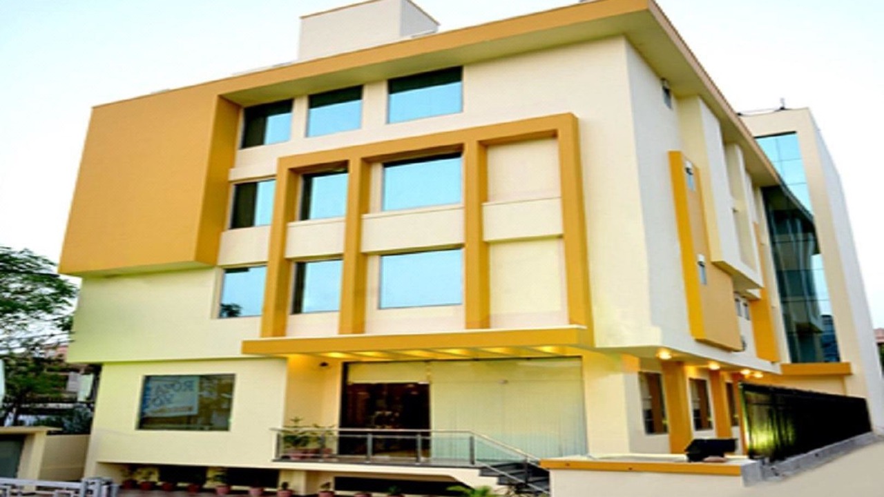 Photo of Buildings in Amer Fort Road
