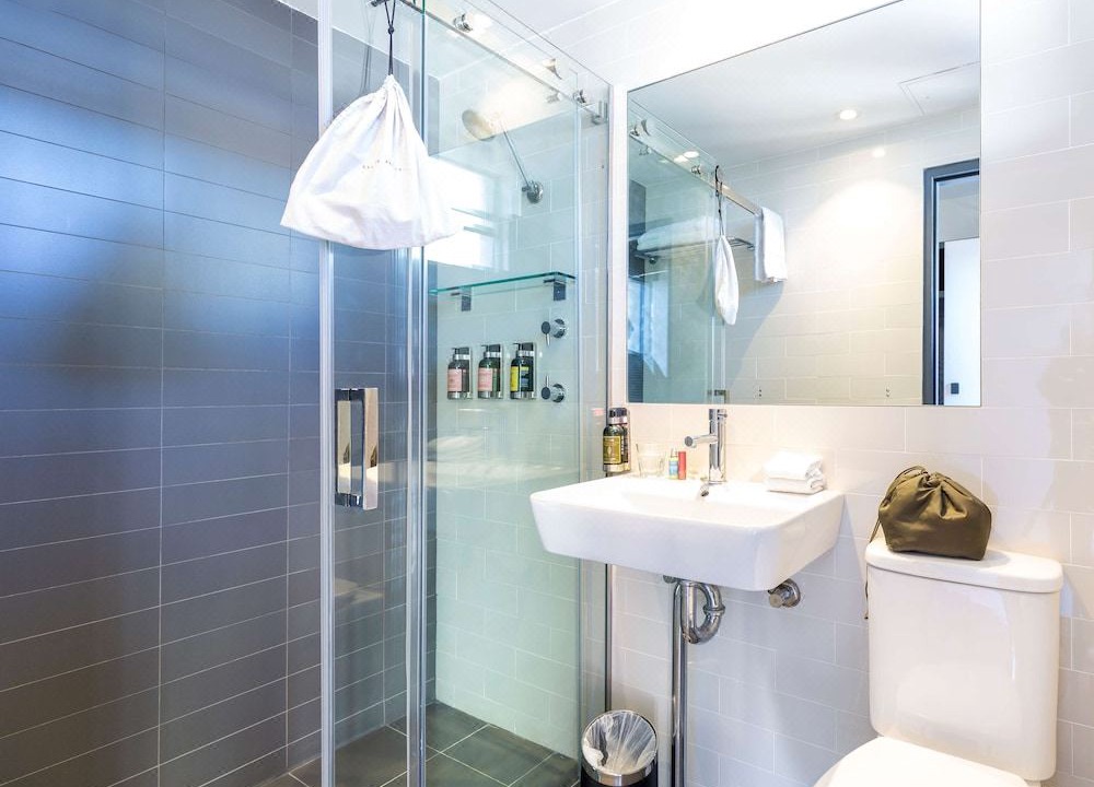Photo of Bathroom in Glebe