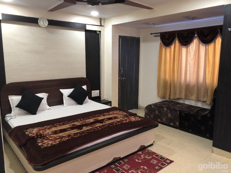 Photo of Bedroom in Pachmarhi