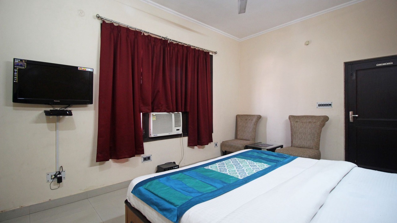 Photo of Bedroom in Bareilly