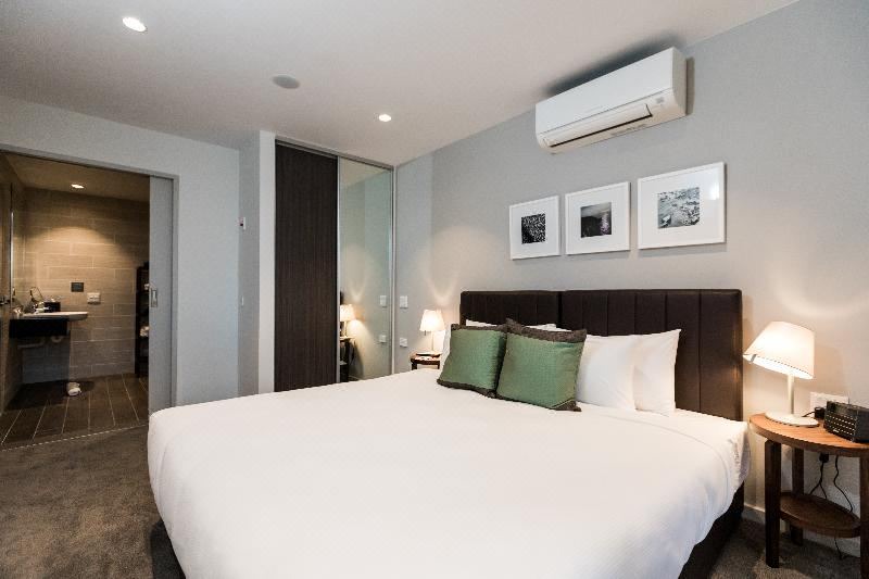 Photo of Bedroom in Mascot