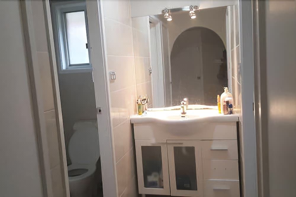 Photo of Bathroom in St Clair