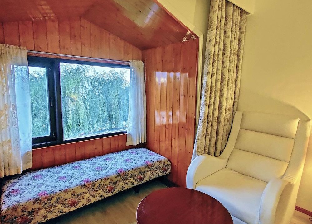 Photo of Bedroom in Baldeyan