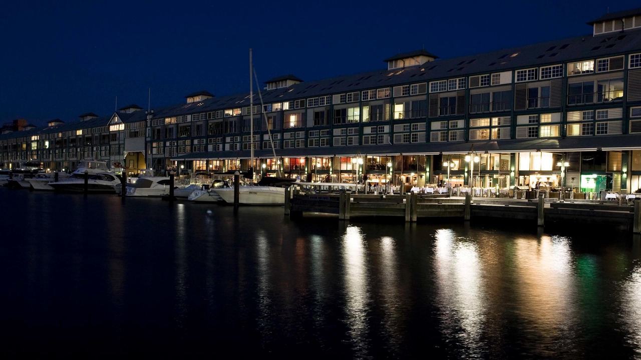 Photo of Buildings in Woolloomooloo