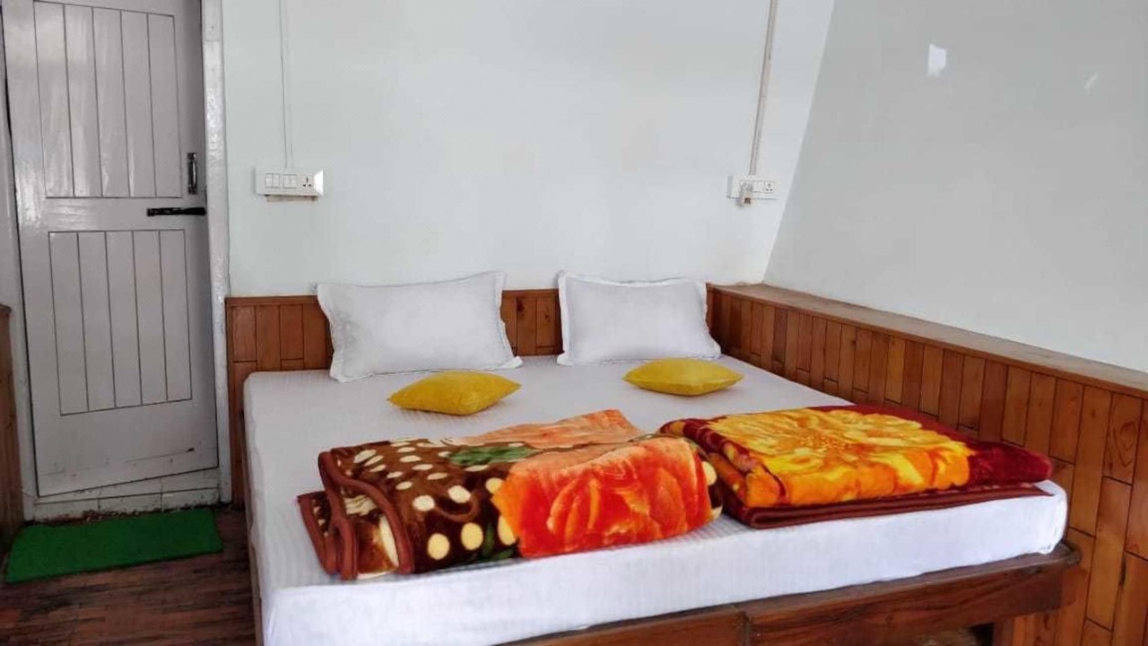 Photo of Bedroom in Old Manali