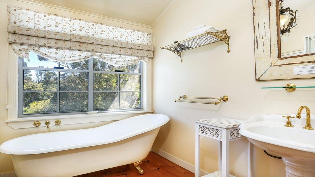 Photo of Bathroom in Alpine