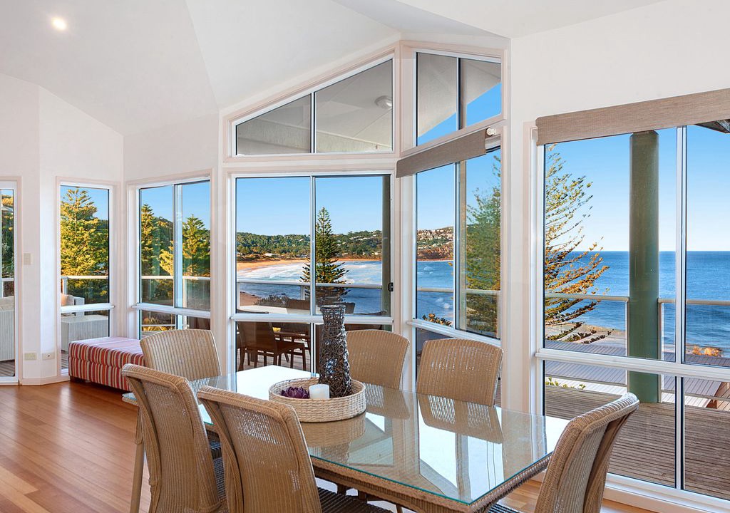 Photo of Livingroom in Macmasters Beach