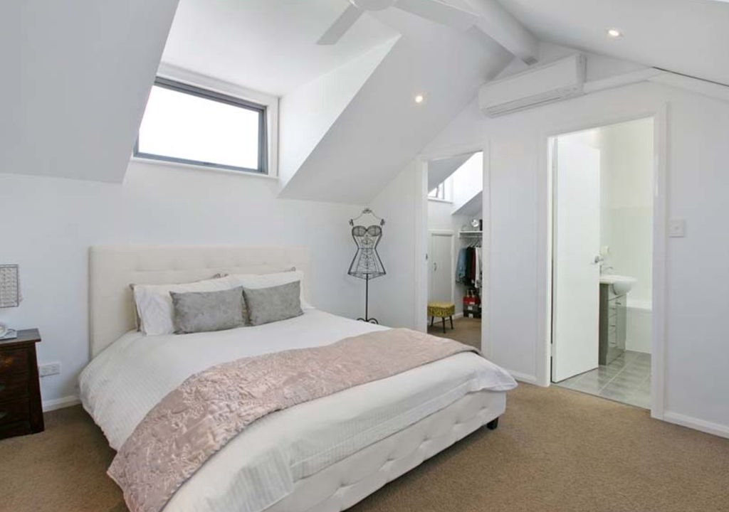 Photo of Bedroom in Newport