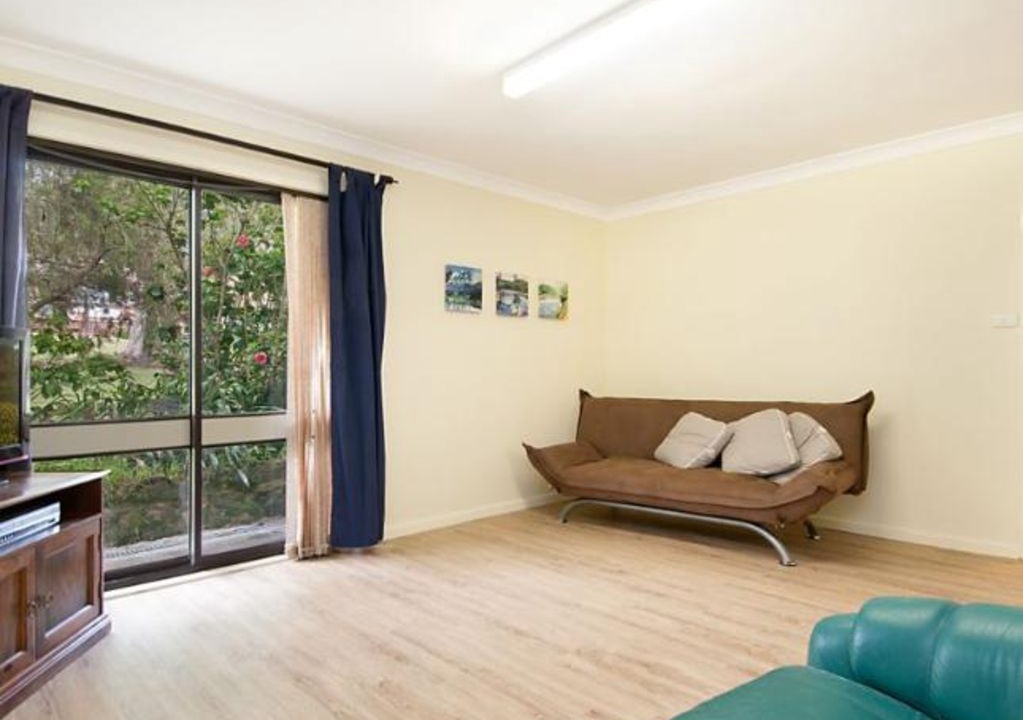 Photo of Livingroom in Macmasters Beach