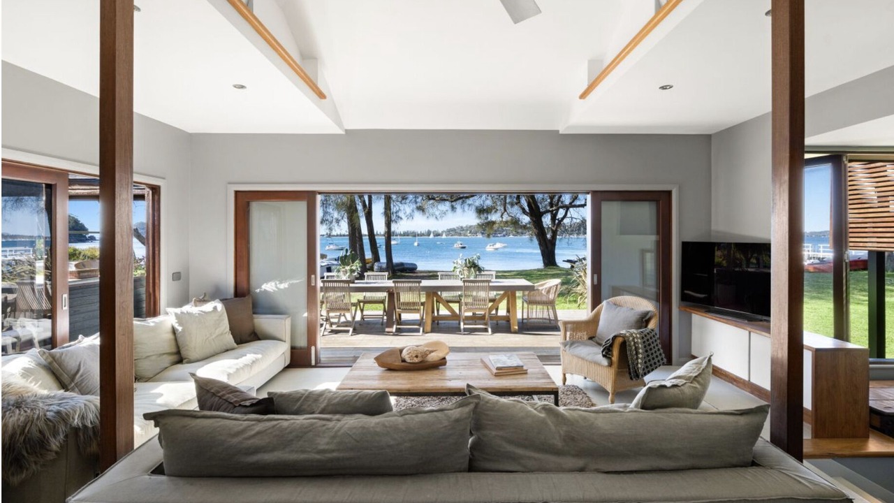 Photo of Livingroom in Currawong Beach
