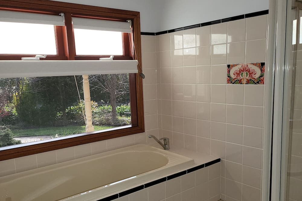 Photo of Bathroom in Mittagong