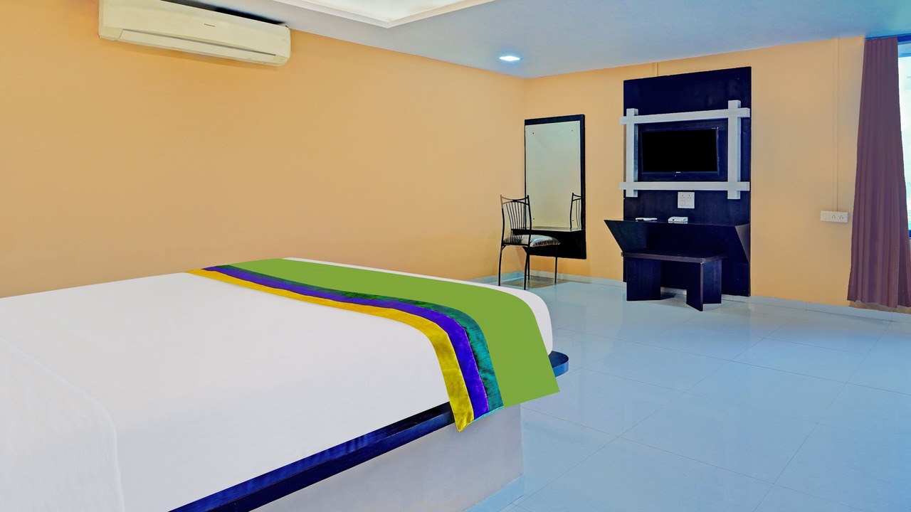 Photo of Bedroom in Mahabaleshwar