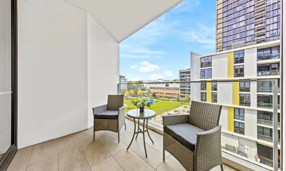 Photo of Outdoor in Kensington