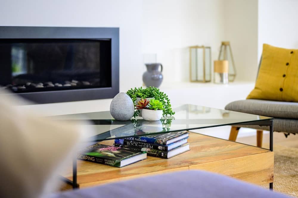 Photo of Livingroom in Pretty Beach Central Coast
