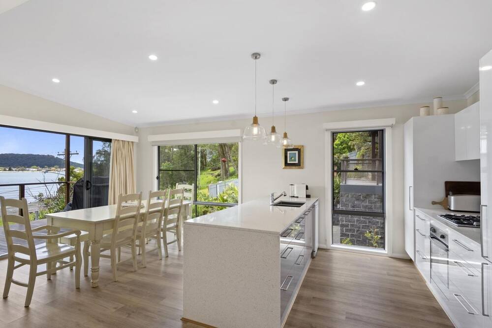 Photo of Kitchen in Pretty Beach Central Coast
