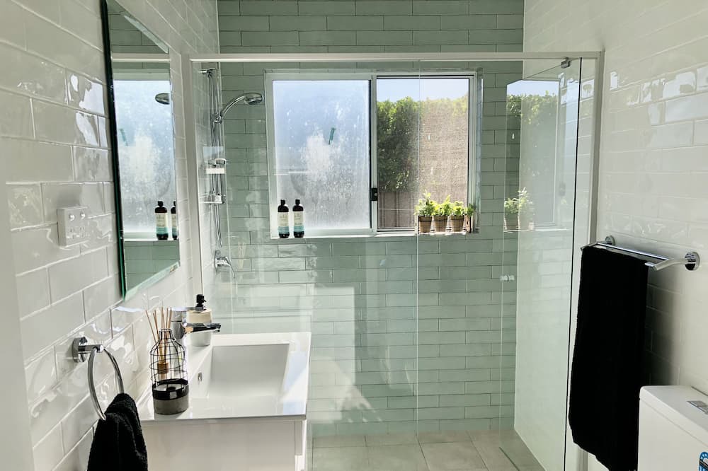 Photo of Bathroom in Warrawong