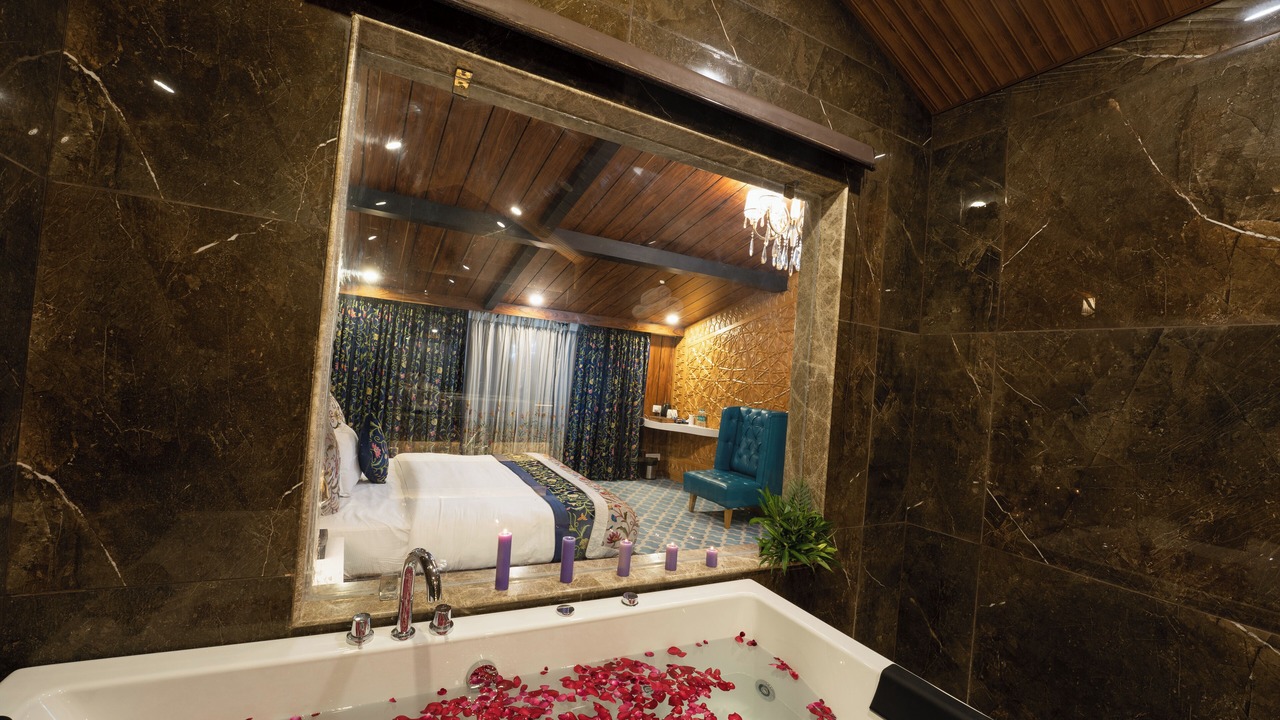 Photo of Bathroom in Dal Lake