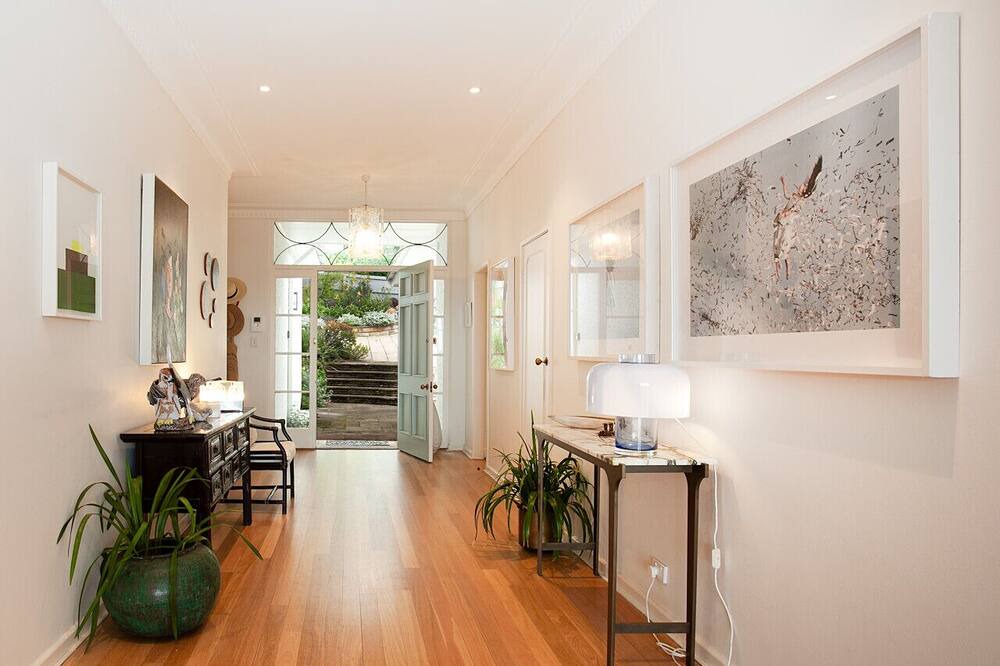 Photo of Others in Bellevue Hill