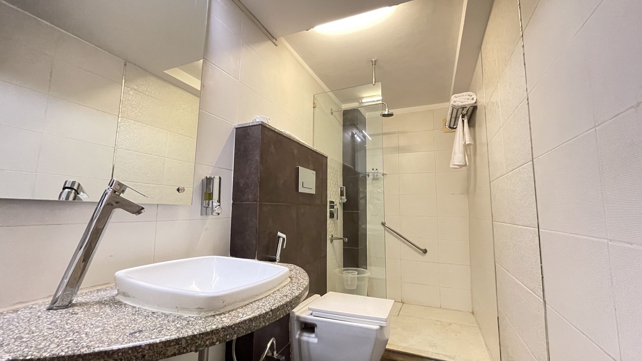 Photo of Bathroom in Taj Ganj