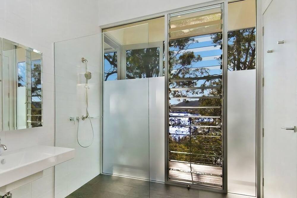 Photo of Bathroom in Pretty Beach Central Coast