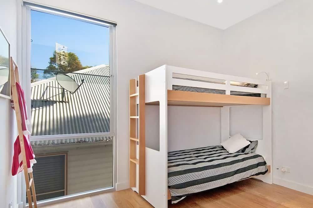 Photo of Bedroom in Pretty Beach Central Coast