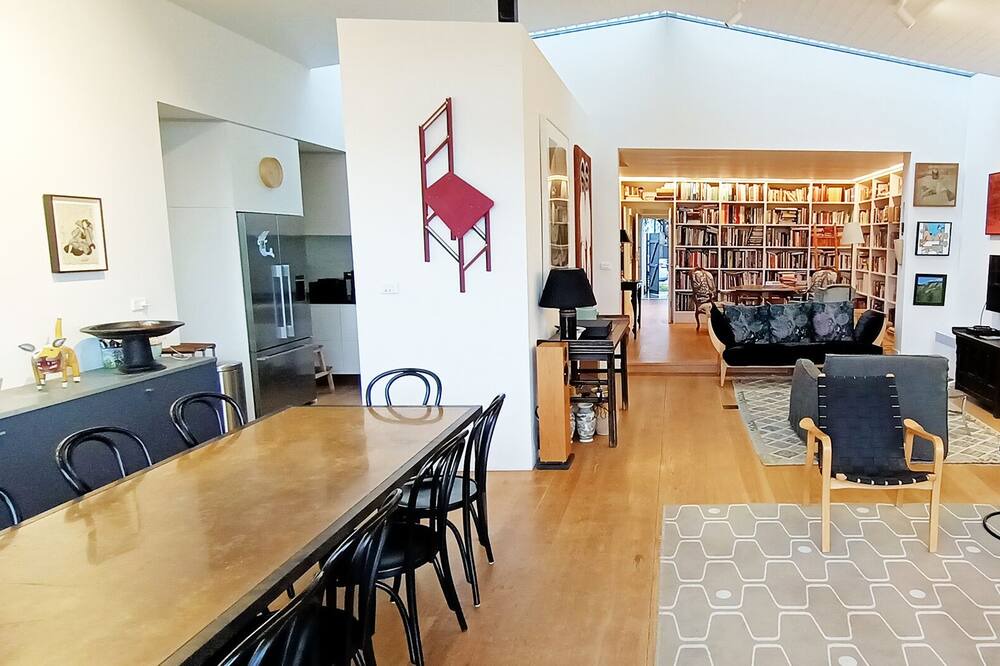 Photo of Livingroom in Bronte