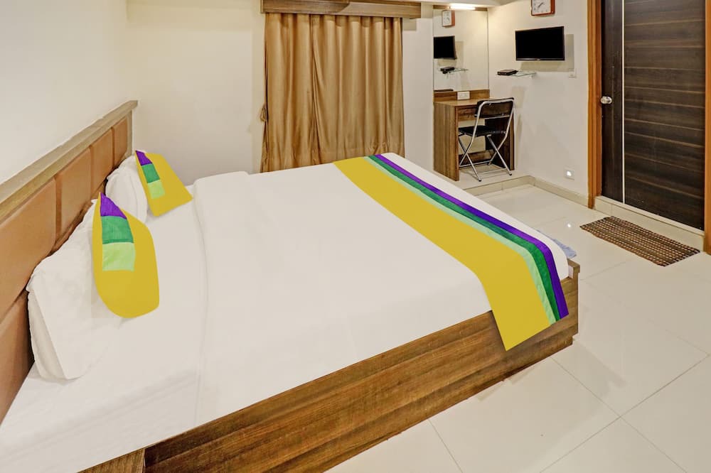 Photo of Bedroom in Ahmedabad City Centre
