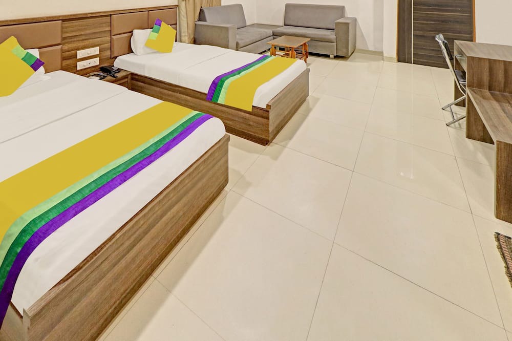 Photo of Bedroom in Ahmedabad City Centre